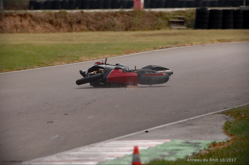 17bt06-0332.JPG
