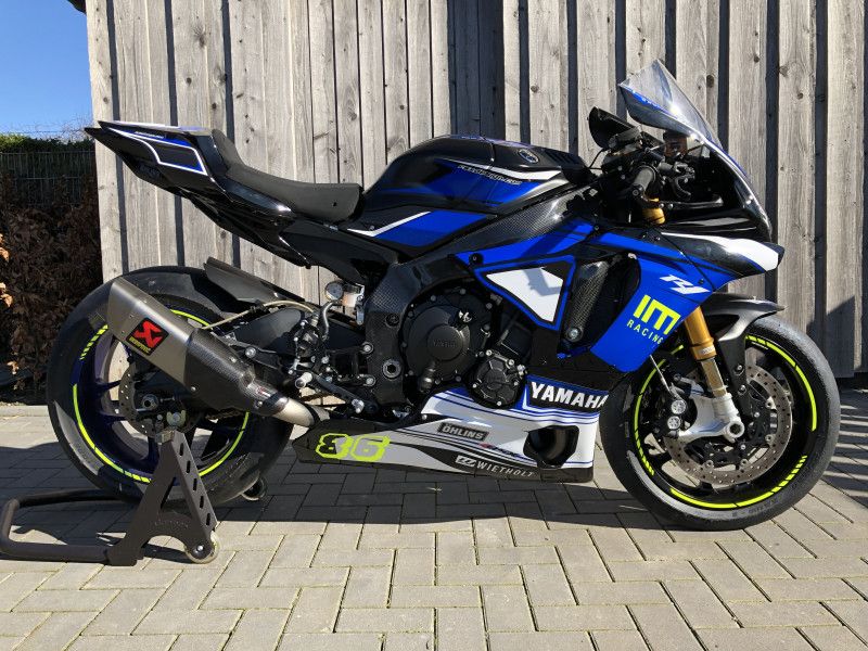 R1.jpg