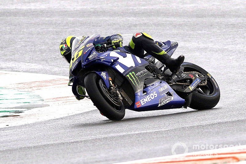 valentino-rossi-yamaha-factor-.jpg