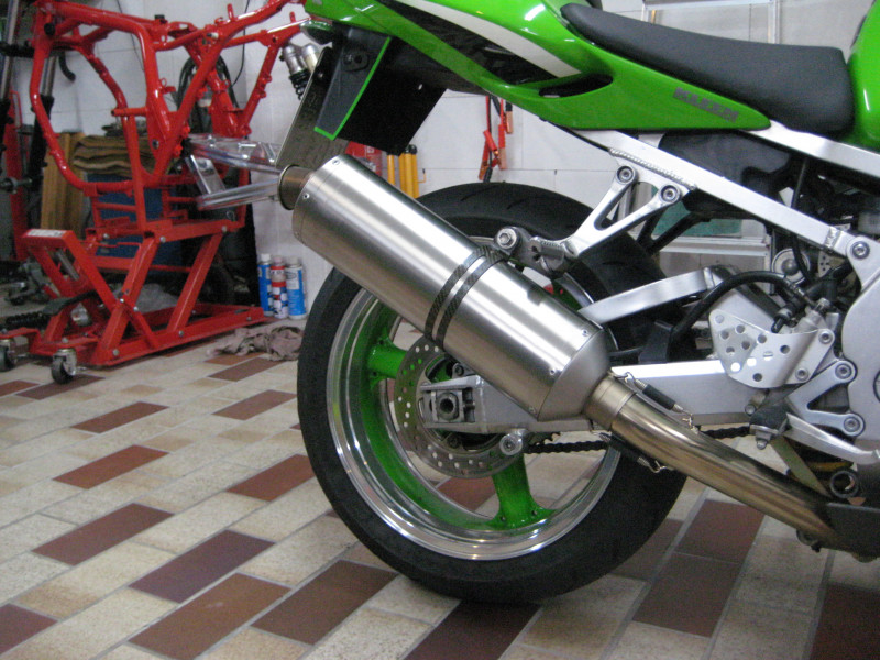 Am Moped1.JPG