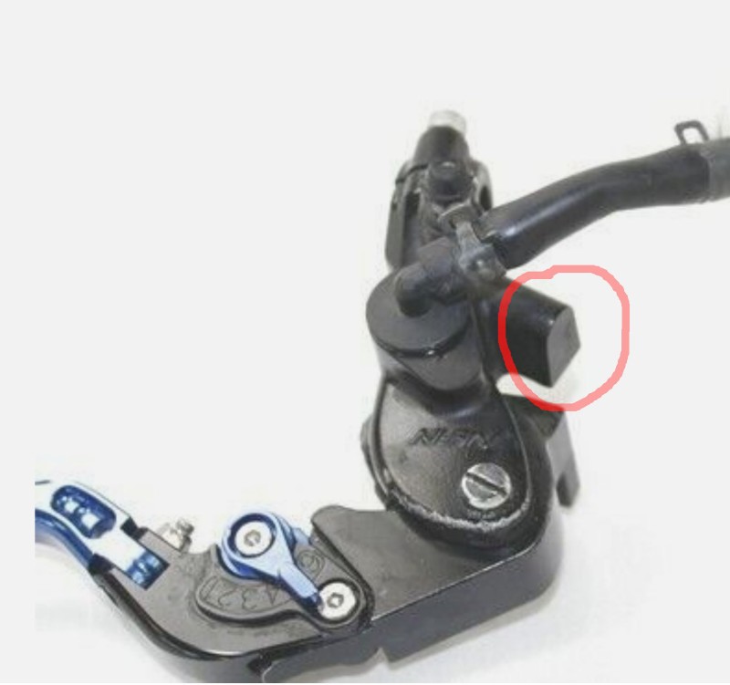 zx600P Bremspumpe 1.jpg
