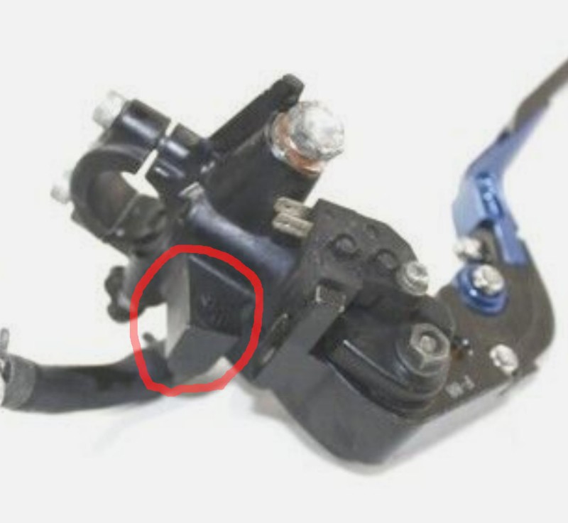 zx600P Bremspumpe 2.jpg