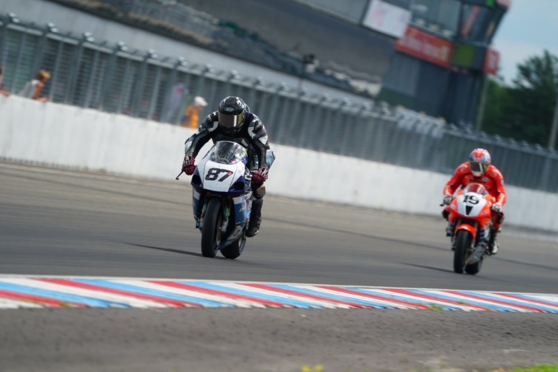 8.JPG (218.86 KiB) 27684 mal betrachtet 8.JPG