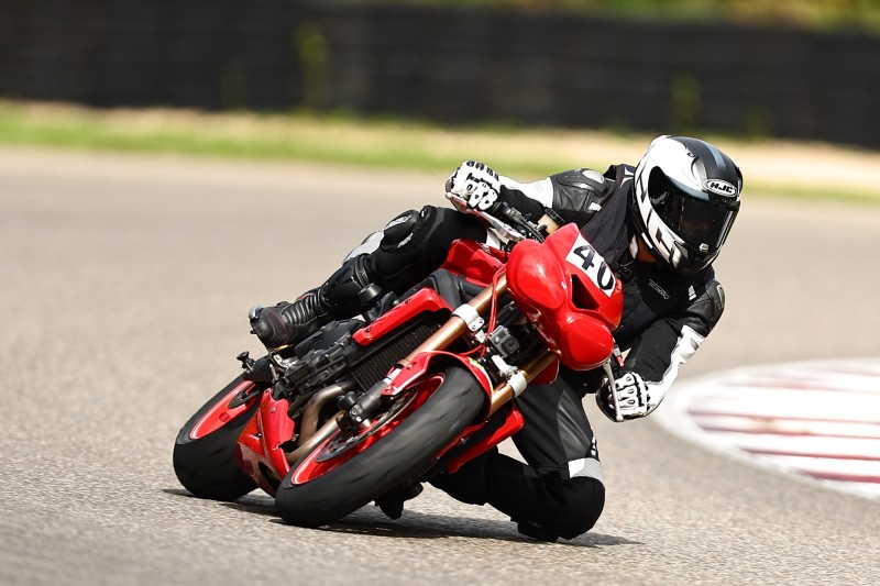 Triumph und ig.jpg