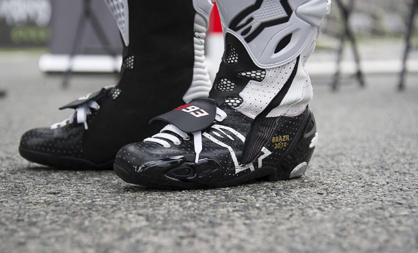 alpinestars.PNG