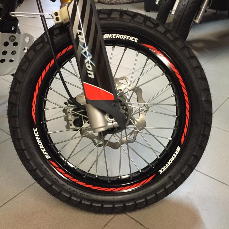 Felgenrandaufkleber-supermoto.jpg