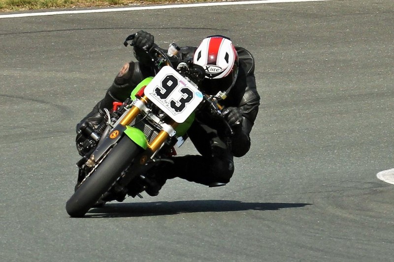 Race 2, Moped läuft wieder, volle Atacke vorraus (2).JPG