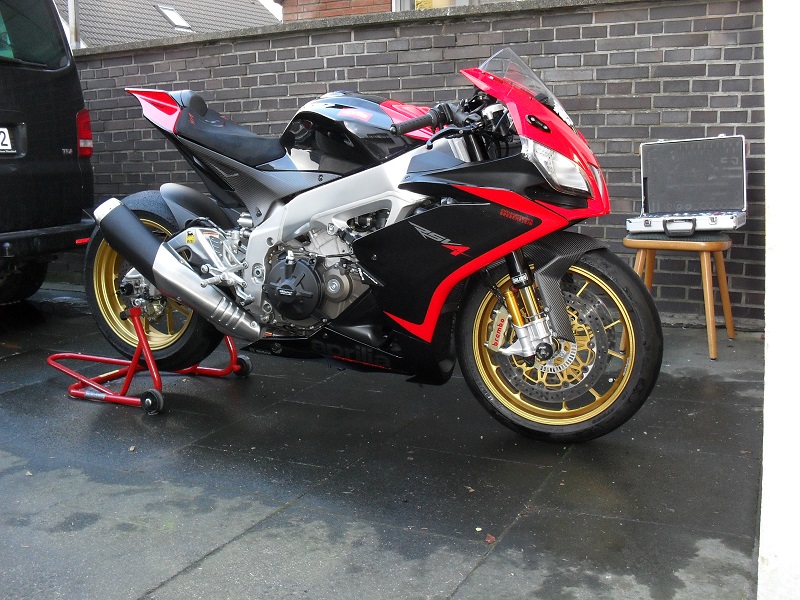 Bilder RSV4 003.JPG