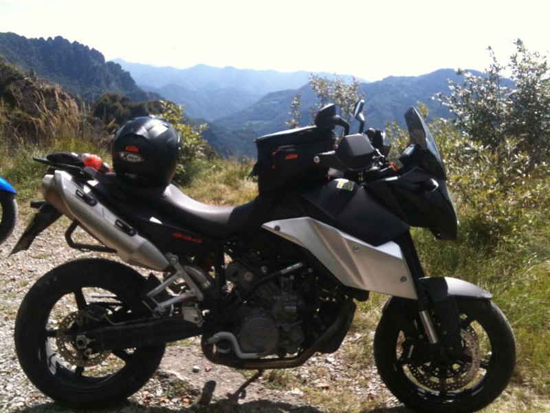 Mein Baby für die Straße (oder eher die Berge :) ) - altes Bild -&gt; Scheibe gekürzt und Akras spendiert... ich liebe die Kati